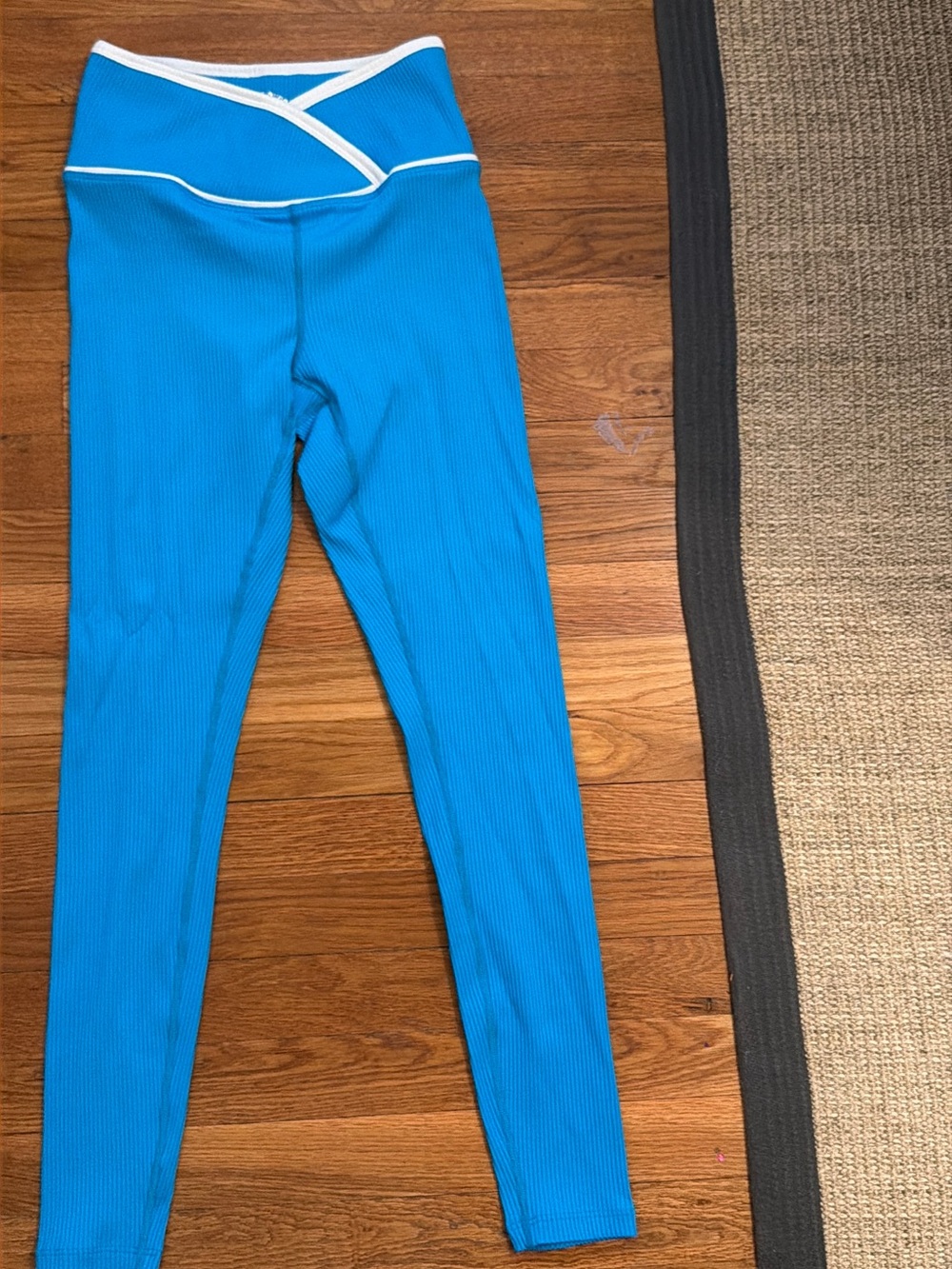 Year of Ours Blue Ribbed Leggings with White Crossover Waist size M
